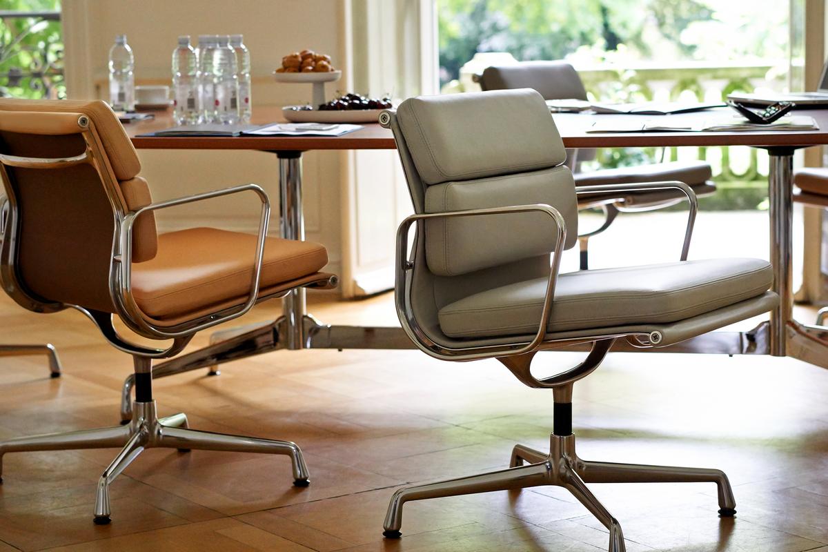 Eames Soft Pad Chair