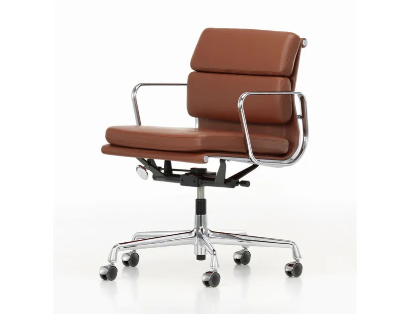 Eames Soft Pad Chair
